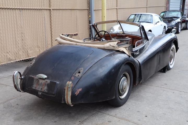 1953 Jaguar XK - photo 6