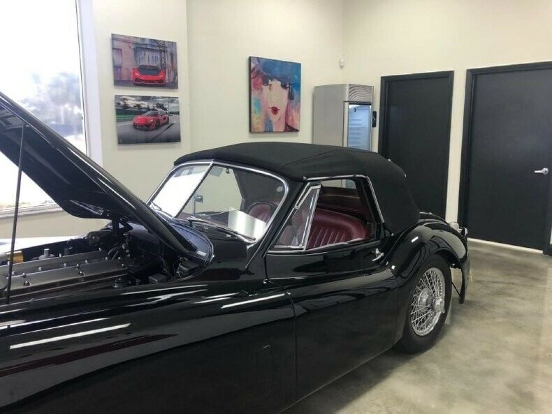 1953 Jaguar XK DROPHEAD - photo 11