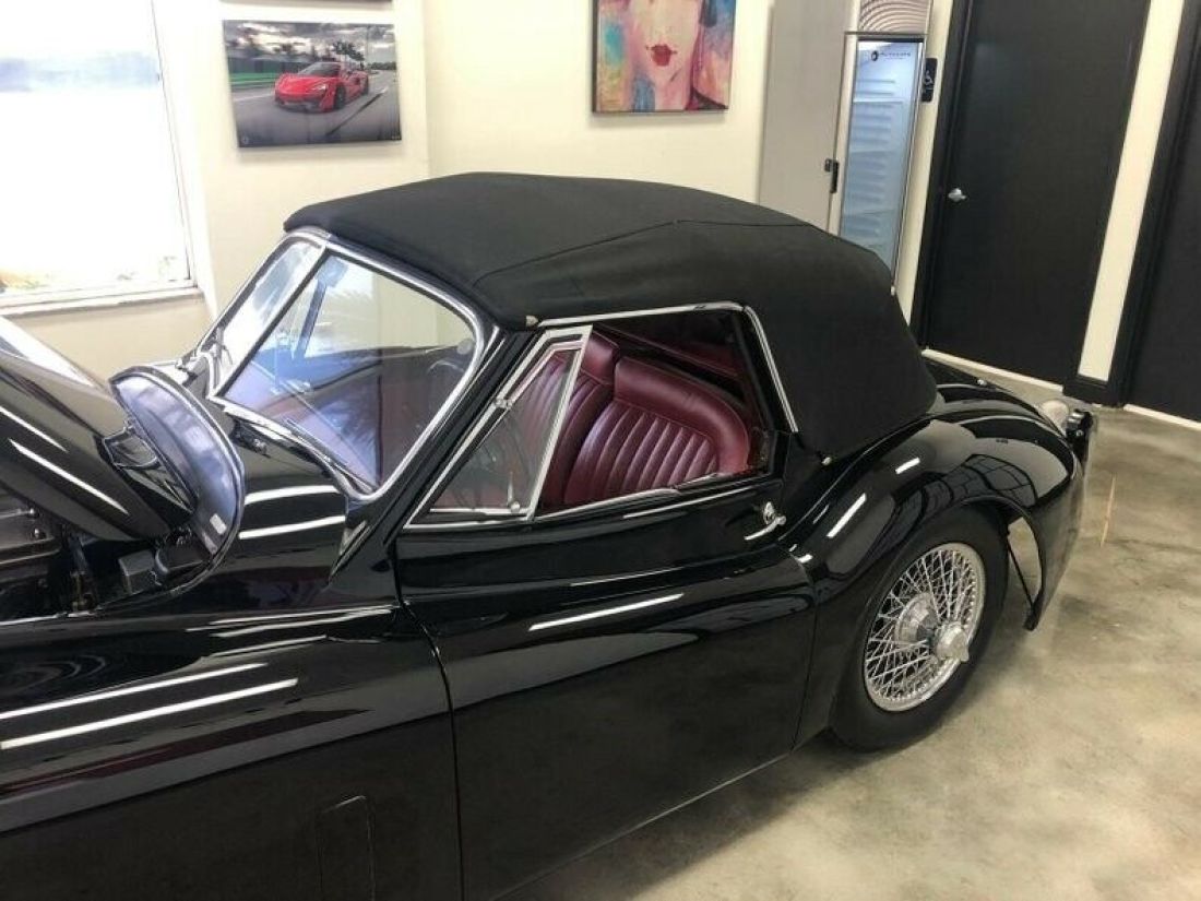 1953 Jaguar XK DROPHEAD - photo 13