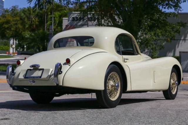 1953 Jaguar XK 120 COUPE - photo 5