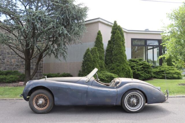 1953 Jaguar XK120 Roadster - photo 4
