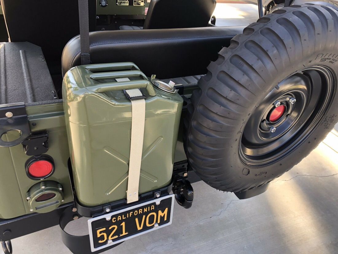 1953 Jeep Willys M38-A1 - photo 9