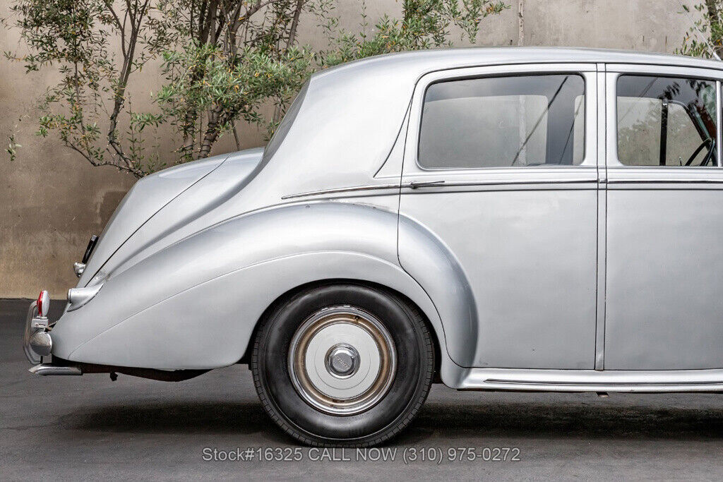 1953 Bentley R-Type Left-Hand-Drive - photo 11