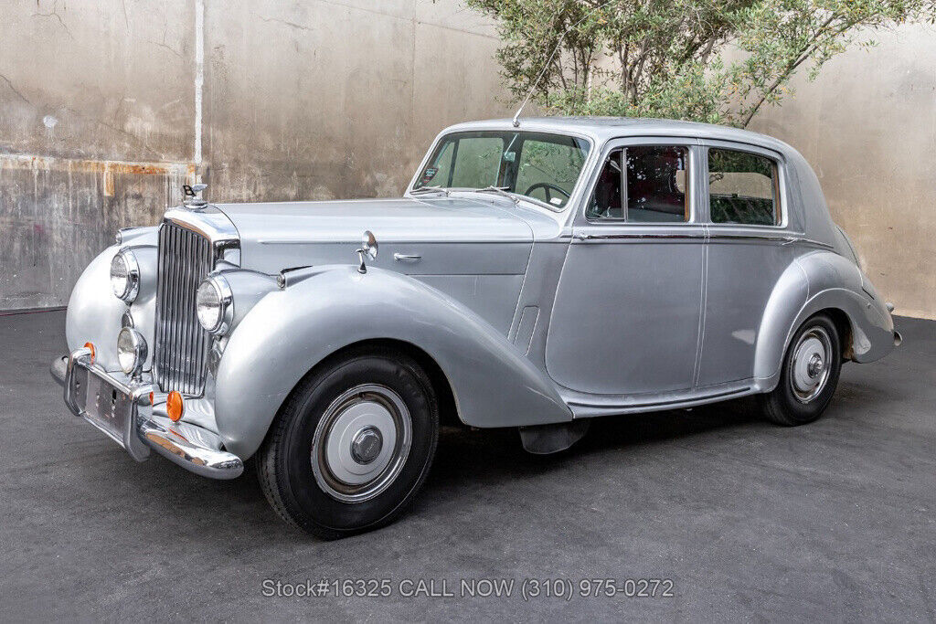 1953 Bentley R-Type Left-Hand-Drive - photo 8