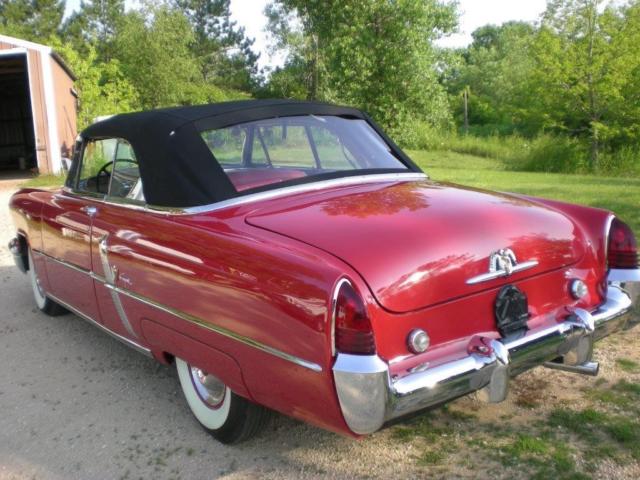 1953 Lincoln Capri Convertible - photo 2