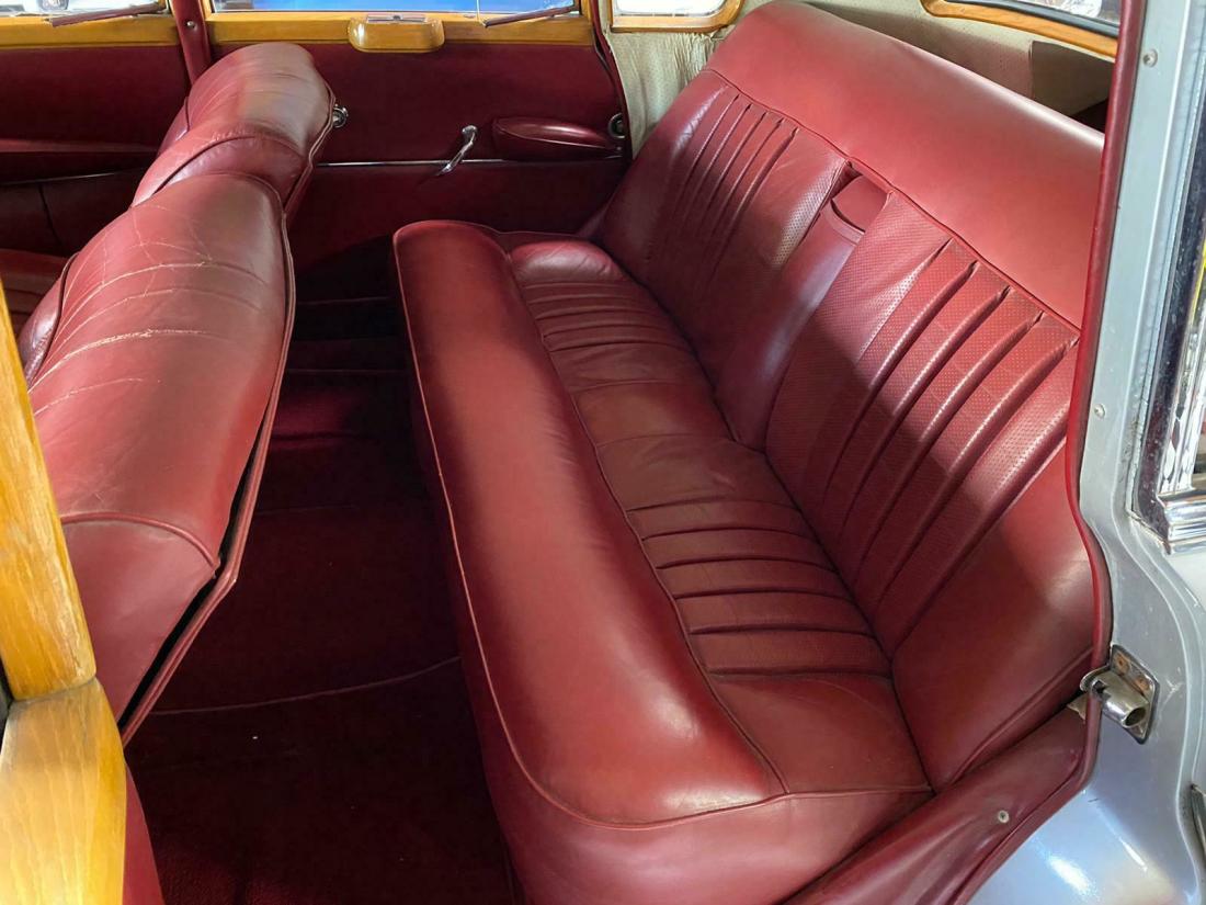 1953 Mercedes-Benz 300-Series sedan - photo 8