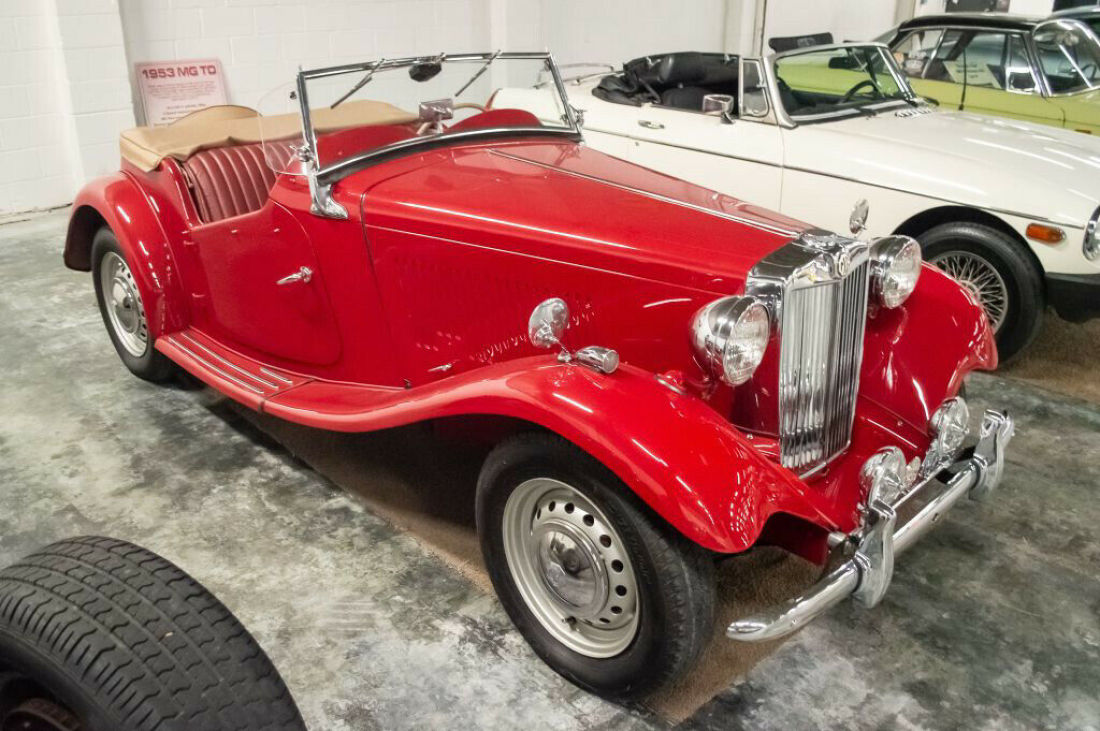1953 MG TD Convertible - photo 2