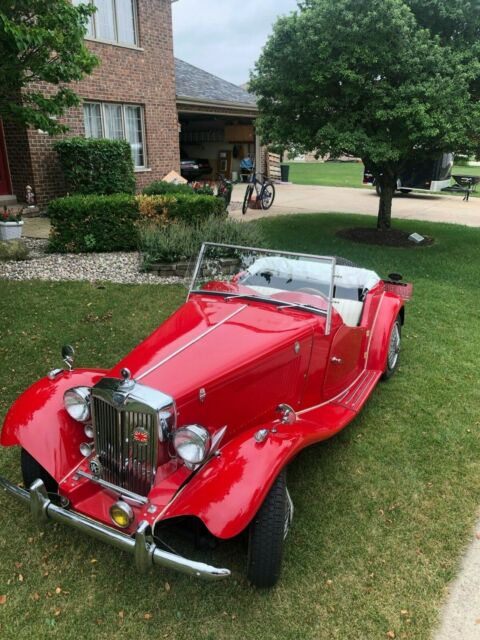 1953 Replica/Kit Makes MG chrome