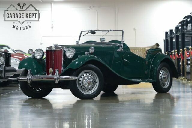 1953 MG TD British Racing Green Convertible 1250cc 4-Cylinder 19604 Miles 1953 MG T-Series --
