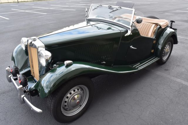 1953 MG TD Roadster 0 Woodland Green Convertible 1250cc 5-Speed Manual 1953 MG T-Series Roadster