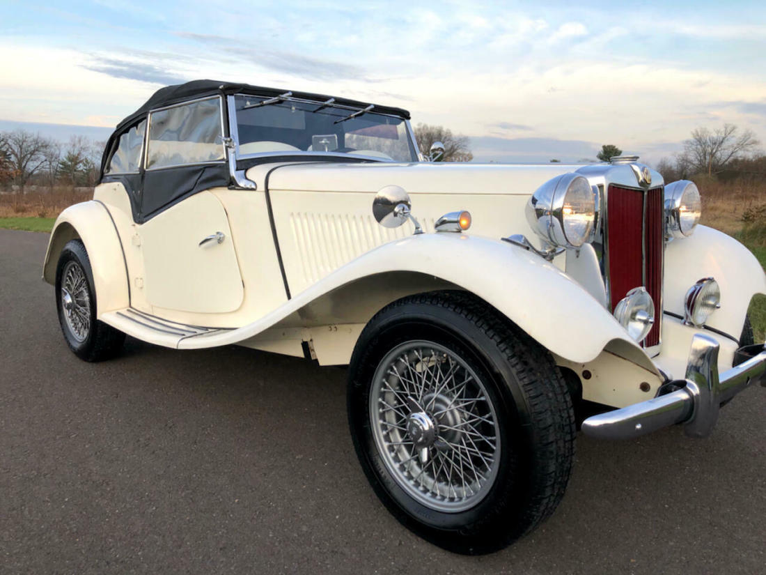 1953 MG T-Series Roadster - photo 2