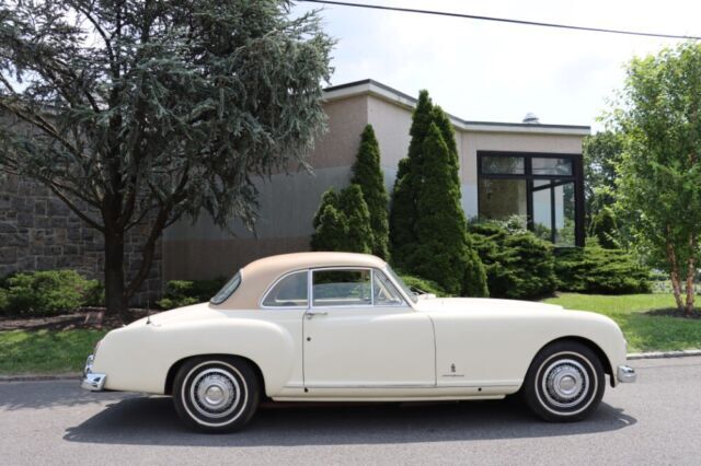 1953 Nash Healey Le Mans Coupe - photo 3