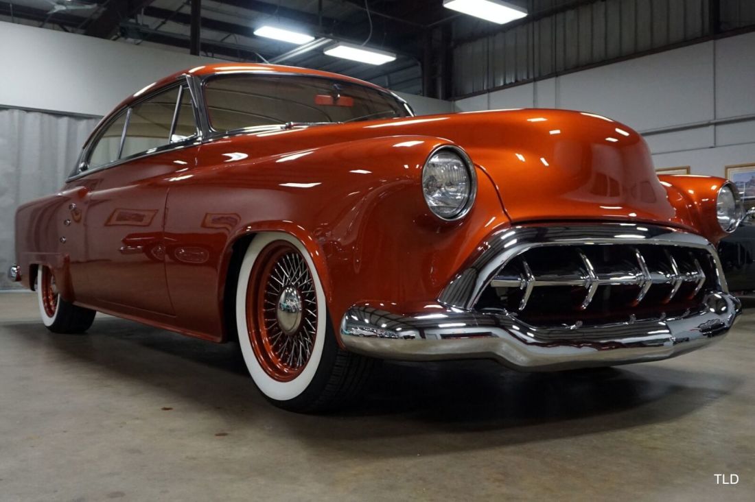 1953 Oldsmobile 88 Custom - photo 3