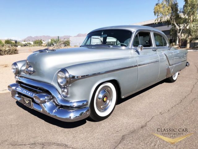 1953 Oldsmobile 98 4dr Sedan - Full Custom w/Stock Look - 455ci - A/C - WOW!! 1953 Oldsmobile 98 4dr Sedan