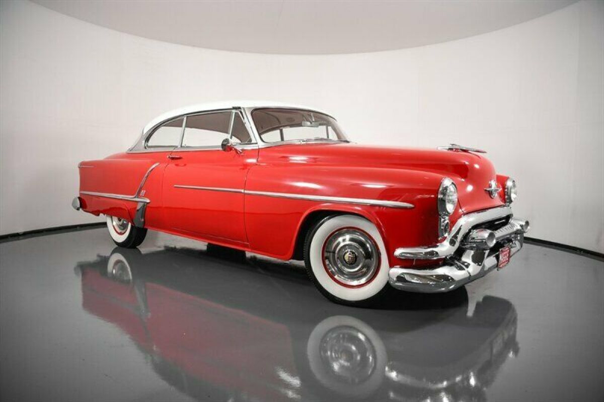 1953 Oldsmobile Eighty-Eight Super Holiday Coupe - photo 2