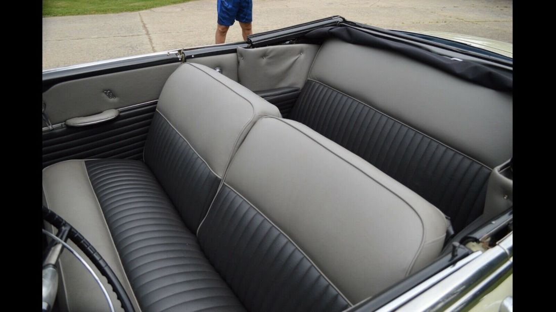 1953 Oldsmobile Super 88 chrome - photo 8