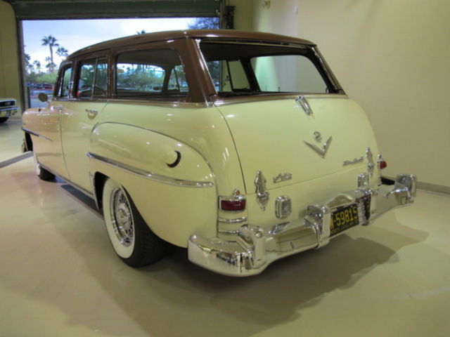 1953 Chrysler Town & Country 4 DOOR WAGON - photo 5