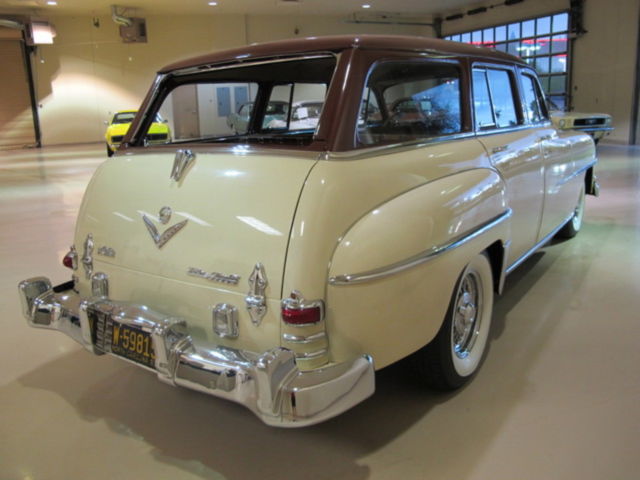 1953 Chrysler Town & Country 4 DOOR WAGON - photo 7