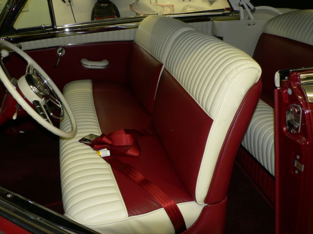 1953 Packard Caribbean Full leather interior - photo 6