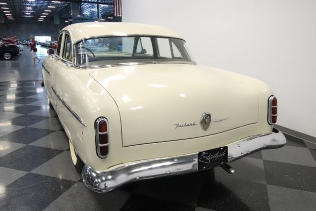 1953 Packard Clipper Touring Sedan - photo 11