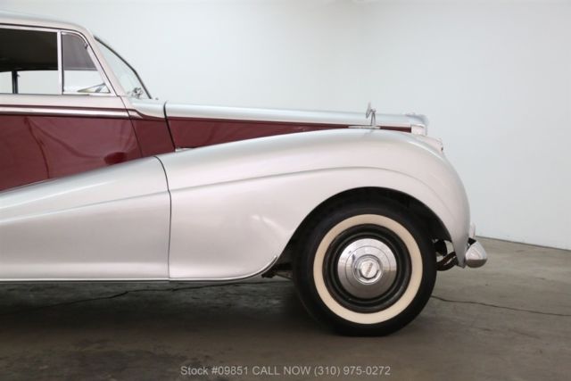 1953 Bentley R-Type Park Ward Coupe - photo 12