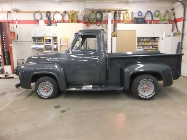 1953 Ford F-100
