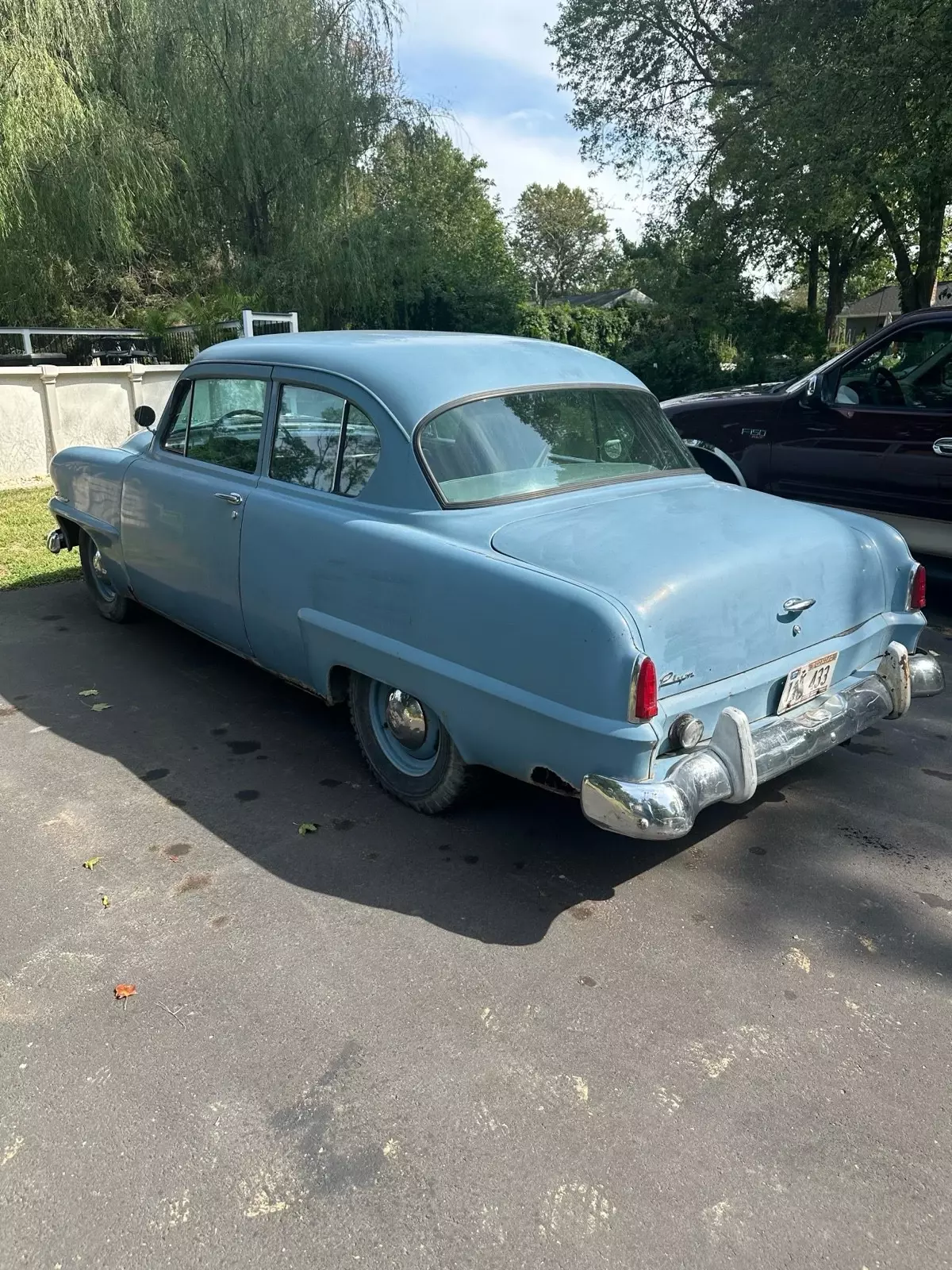 1953 Plymouth Cambridge Club Sudan