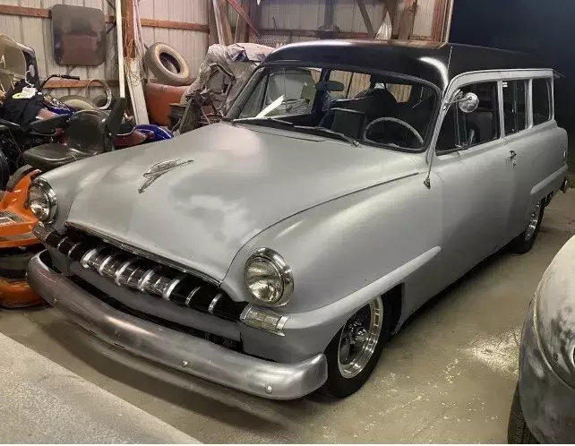1953 Plymouth Subruban 2 Door Wagon, 318 Engine 1953 Plymouth Suburban