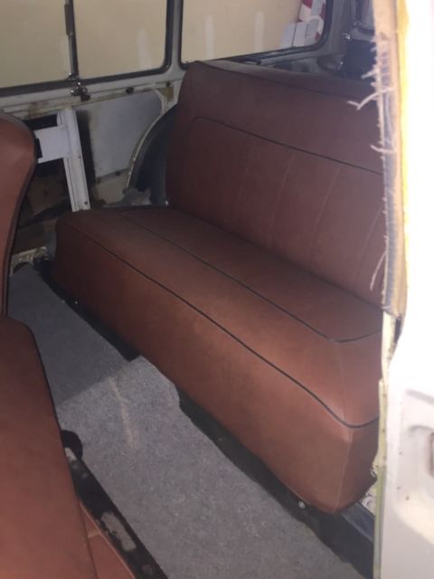 1953 Plymouth Suburban - photo 12