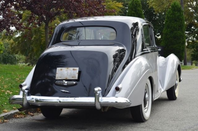 1953 Rolls-Royce Silver Dawn - photo 3