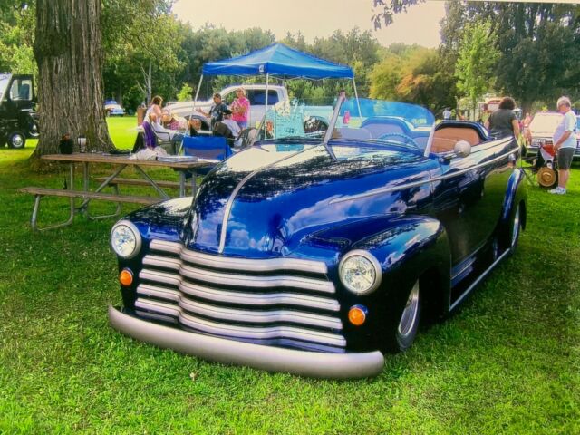 1953 Chevrolet Suburban One of a kind Custom - photo 2