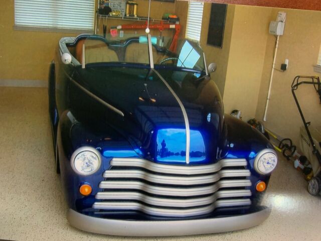 1953 Chevrolet Suburban One of a kind Custom - photo 3