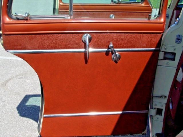 1953 Chrysler Town & Country - photo 10