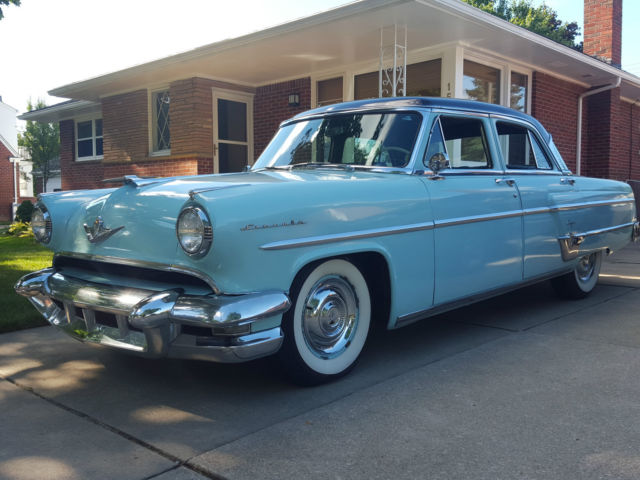 1954 Lincoln Capri - photo 3
