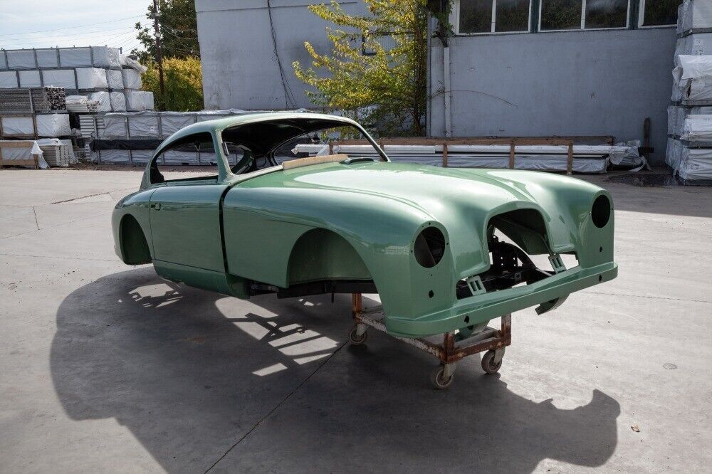 1954 Aston Martin DB2/4 - photo 9