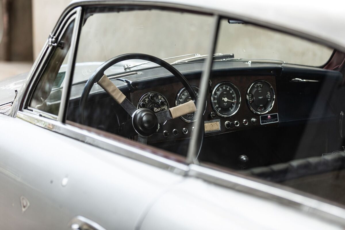 1954 Aston Martin DB 2/4 - photo 12