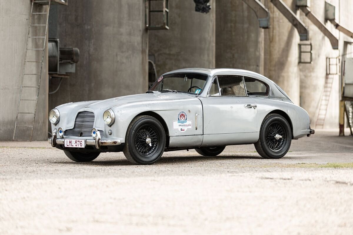 1954 Aston Martin DB 2/4 - photo 3
