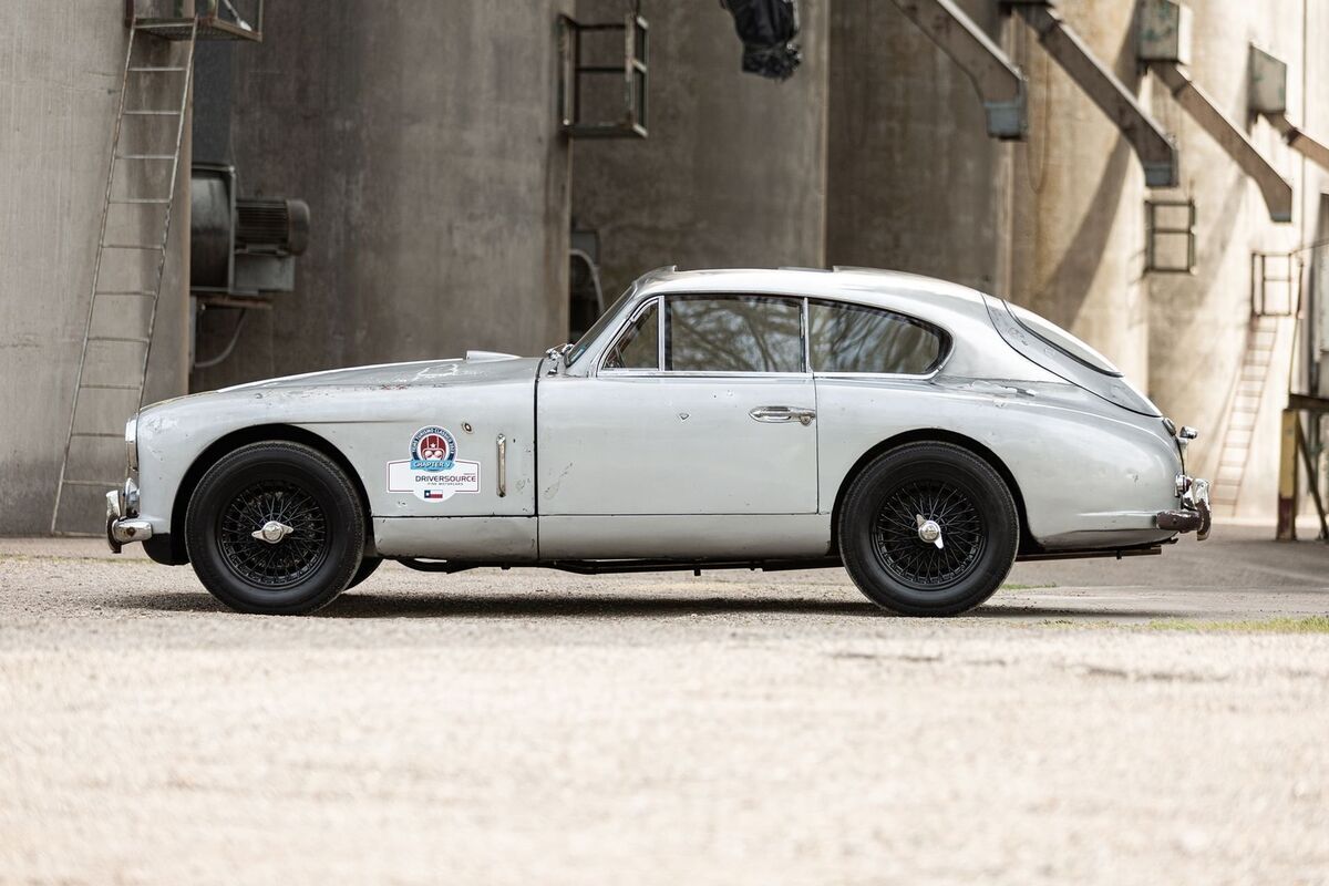 1954 Aston Martin DB 2/4 - photo 4