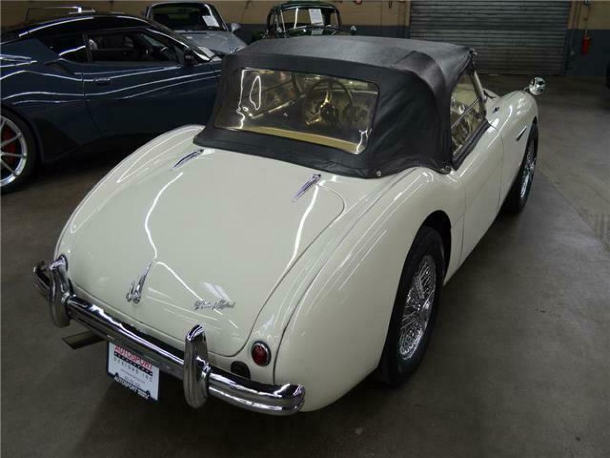 1954 Austin Healey 100-4 Roadster - photo 11
