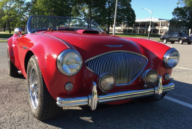 1954 Austin Healey 100-4 with Chevy 327 V-8 Corvette Motor 1954 Austin Healey 100-4 with Chevy Corvette Motor