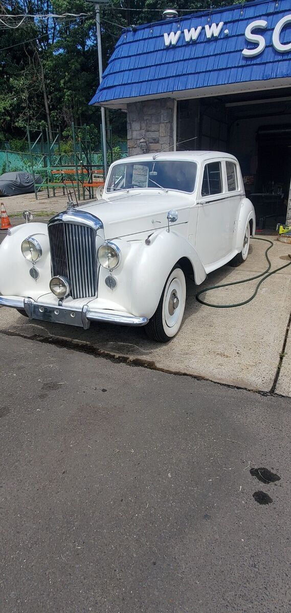 1954 Bentley 4drv. Sedan - photo 2