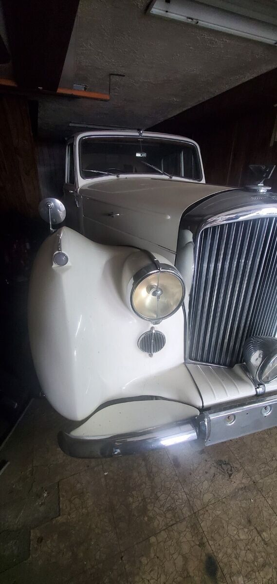 1954 Bentley 4drv. Sedan - photo 8