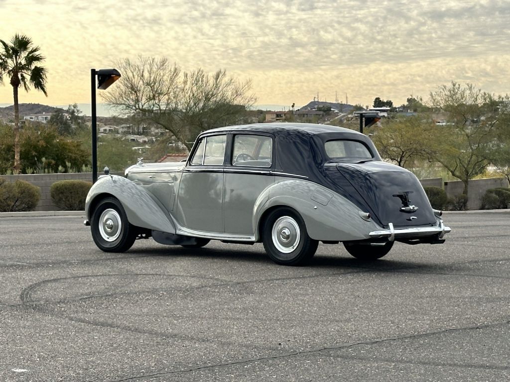 1954 Bentley R-Type - photo 12
