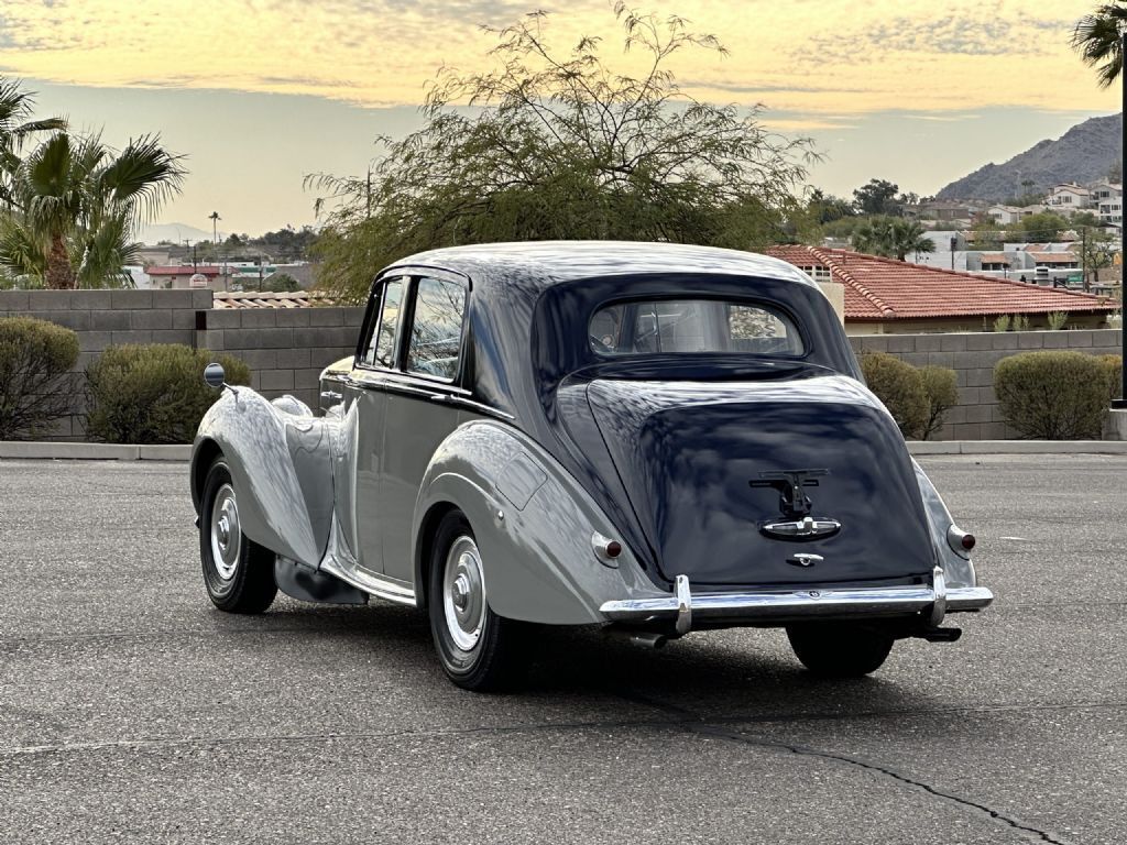 1954 Bentley R-Type - photo 13