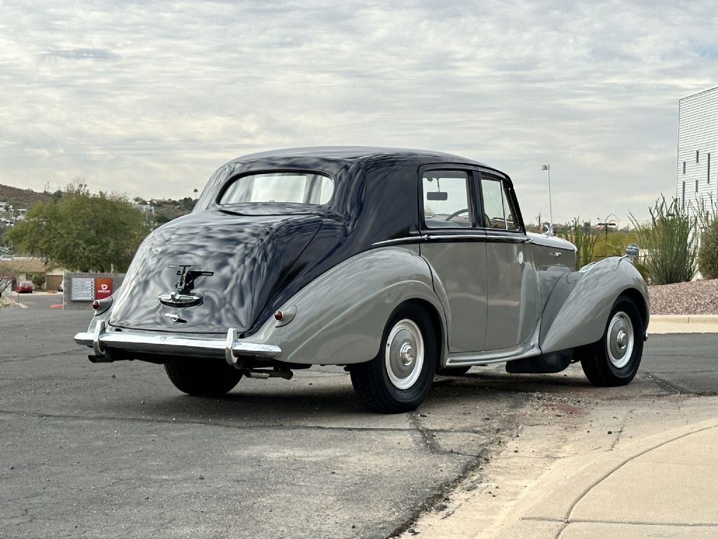 1954 Bentley R-Type - photo 6