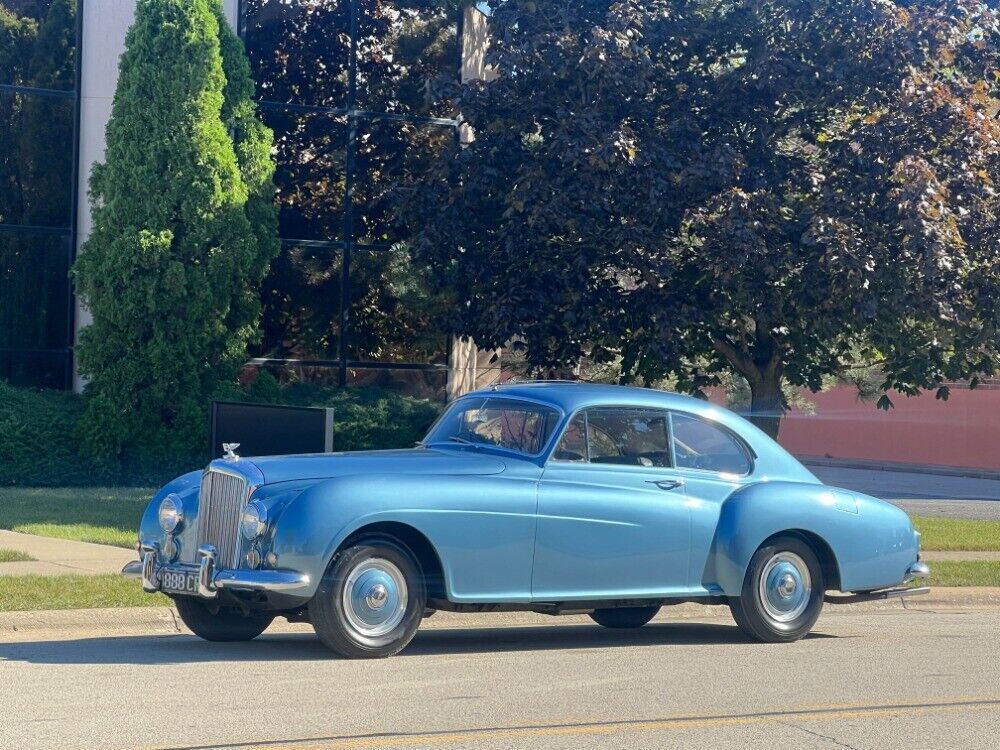 1954 Bentley R-Type Continental - photo 2