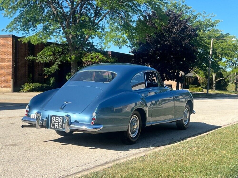 1954 Bentley R-Type Continental - photo 4