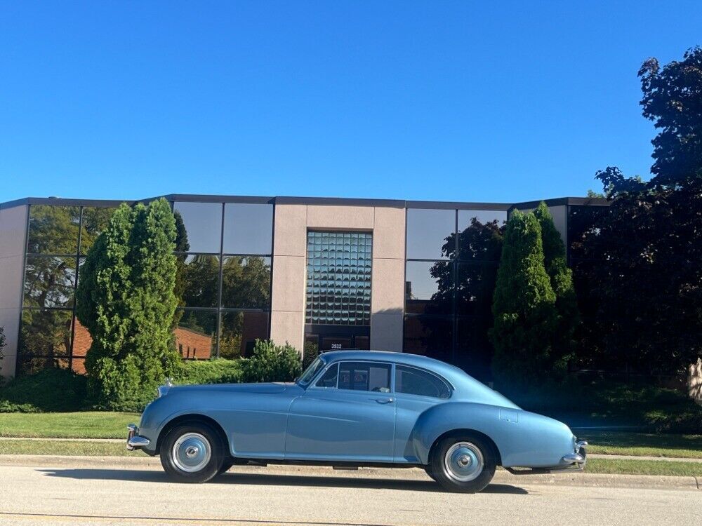 1954 Bentley R-Type Continental - photo 8