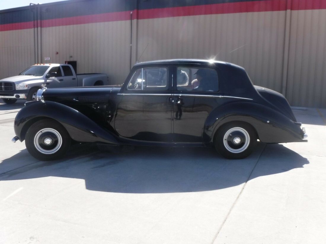 1954 Bentley R Type Sedan