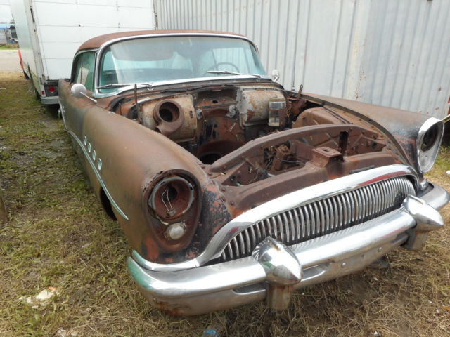 1954 Buick Roadmaster - photo 2